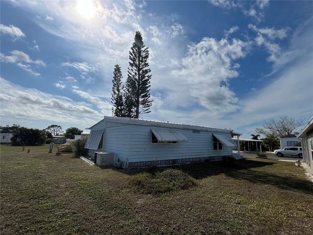 919 CORTINA BOULEVARD, Venice, FL 34285