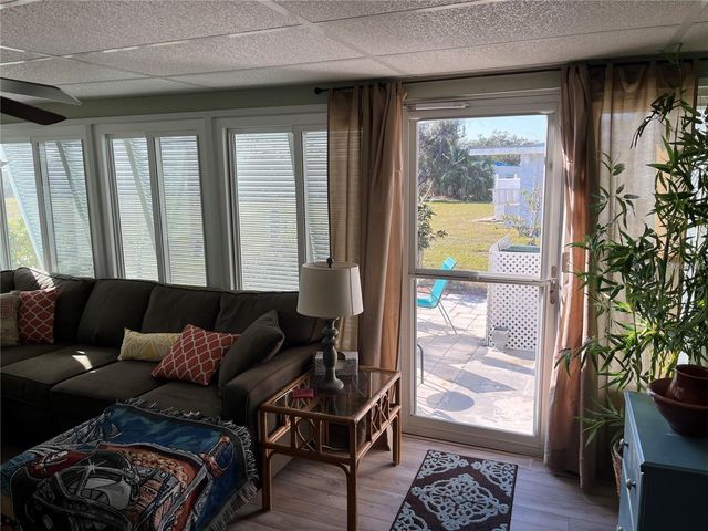 919 CORTINA BOULEVARD, Venice, FL 34285