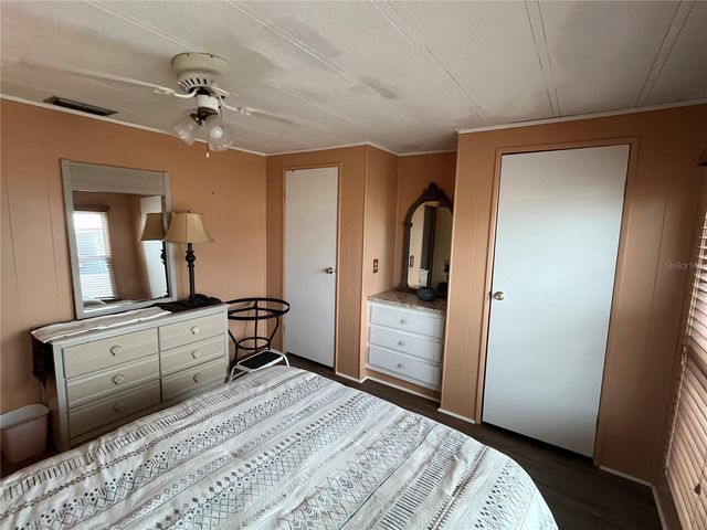 919 CORTINA BOULEVARD, Venice, FL 34285