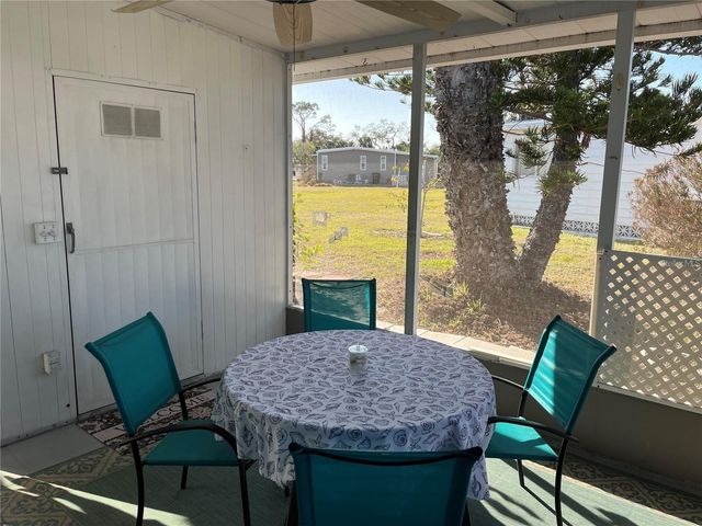 919 CORTINA BOULEVARD, Venice, FL 34285