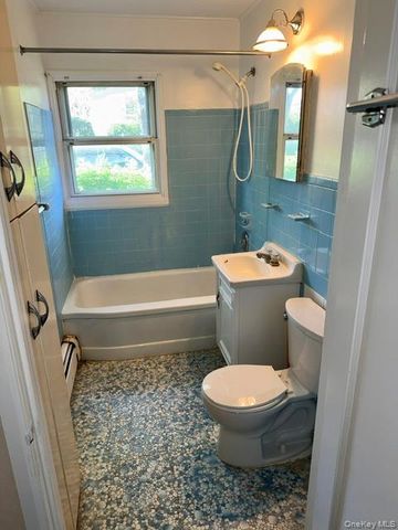 256 Curtis Avenue, Carle Place, NY 11514