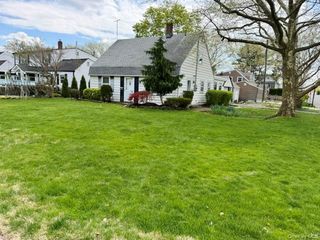 256 Curtis Avenue, Carle Place, NY 11514