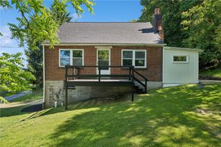 924 Darlington Ave, Jeannette, PA 15644