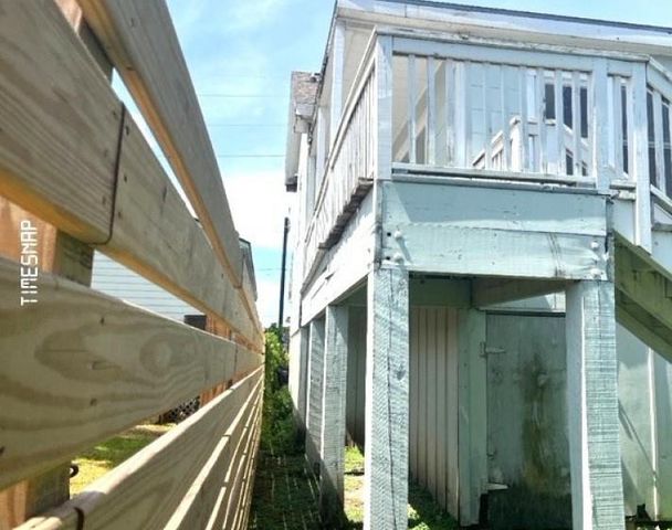 709 38th Street, Galveston, TX 77550