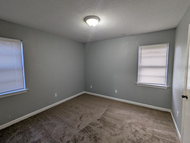 5096 BELFAST DR, Memphis, TN 38127