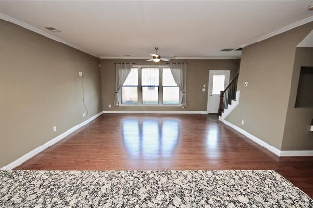 559 Mill Creek PW, Chesapeake, VA 23323