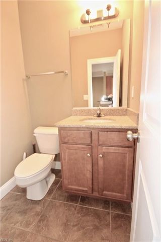 559 Mill Creek PW, Chesapeake, VA 23323