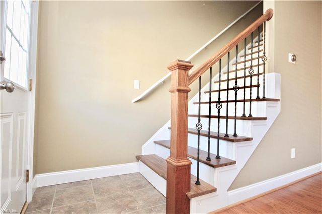 559 Mill Creek PW, Chesapeake, VA 23323
