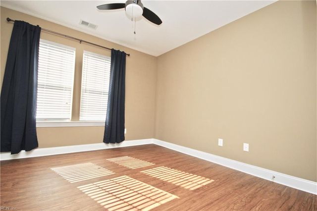 559 Mill Creek PW, Chesapeake, VA 23323
