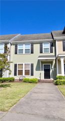 559 Mill Creek PW, Chesapeake, VA 23323