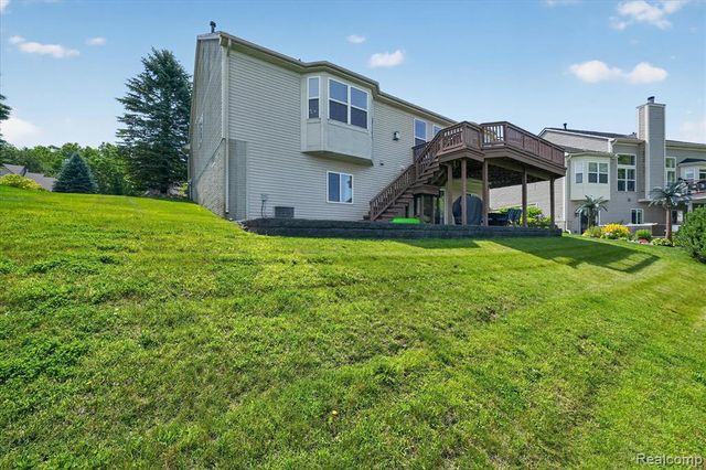 860 Island Lake Drive, Oxford, MI 48371