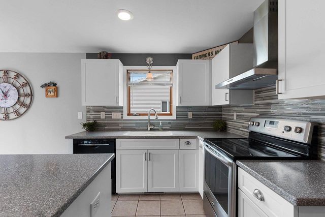 1275 N FRANCO COURT, De Pere, WI 54115