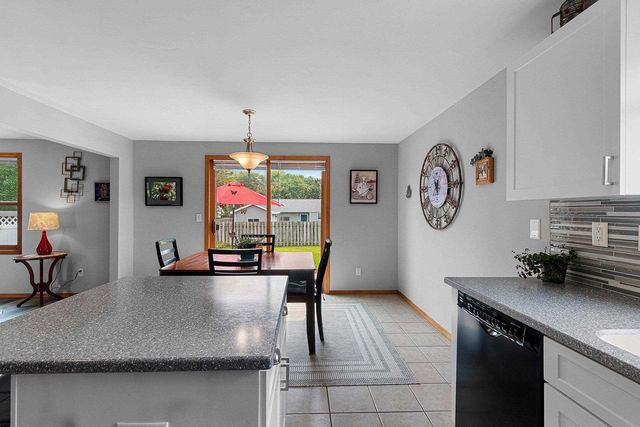 1275 N FRANCO COURT, De Pere, WI 54115