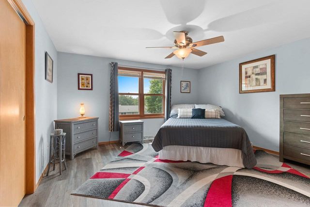 1275 N FRANCO COURT, De Pere, WI 54115