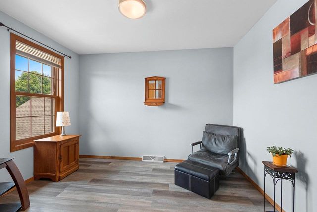 1275 N FRANCO COURT, De Pere, WI 54115