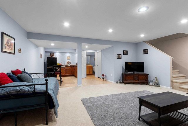 1275 N FRANCO COURT, De Pere, WI 54115