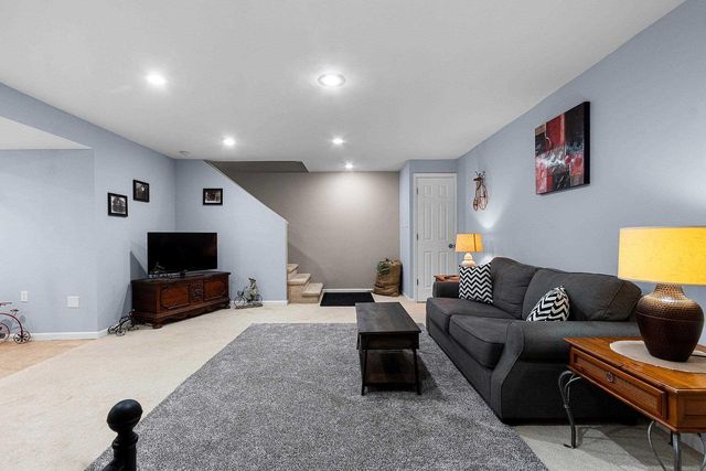 1275 N FRANCO COURT, De Pere, WI 54115