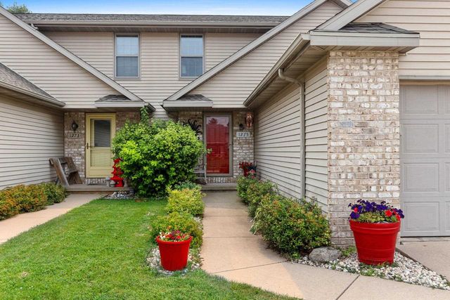 1275 N FRANCO COURT, De Pere, WI 54115