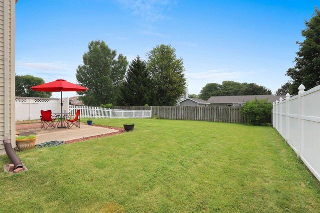 1275 N FRANCO COURT, De Pere, WI 54115