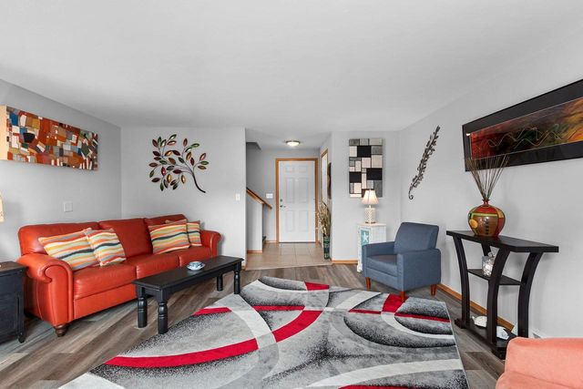 1275 N FRANCO COURT, De Pere, WI 54115
