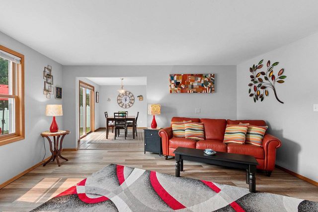 1275 N FRANCO COURT, De Pere, WI 54115