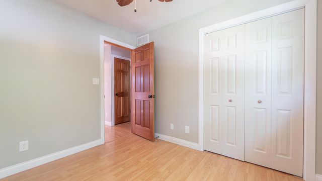 9830 Mckinley Street, Crown Point, IN 46307