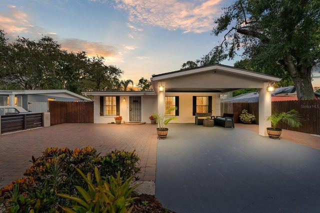 1905 E 99TH AVENUE, Tampa, FL 33612