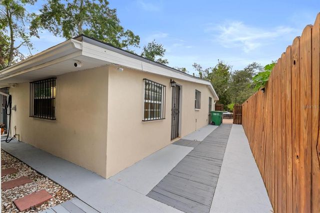 1905 E 99TH AVENUE, Tampa, FL 33612