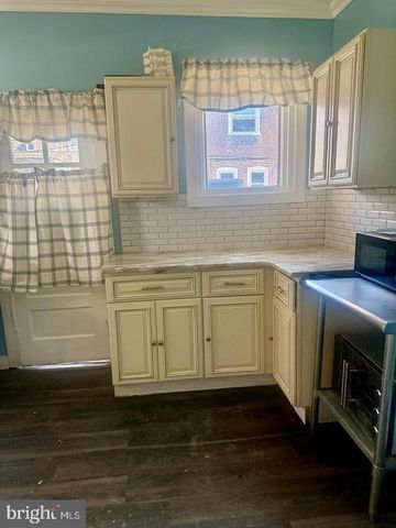 5353 N 15TH ST, Philadelphia, PA 19141