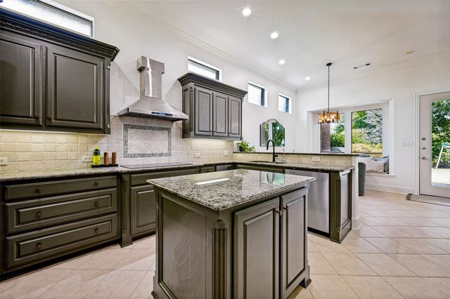 5902 Arrowhead Drive, Frisco, TX 75034