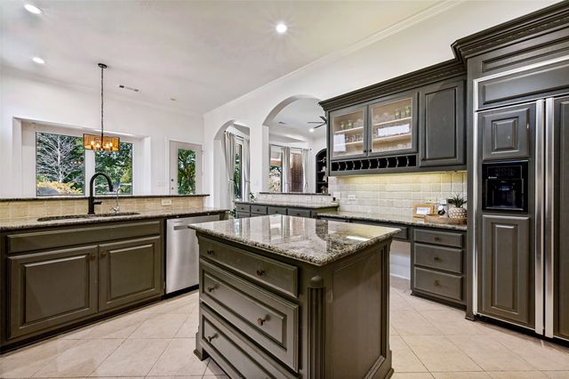 5902 Arrowhead Drive, Frisco, TX 75034