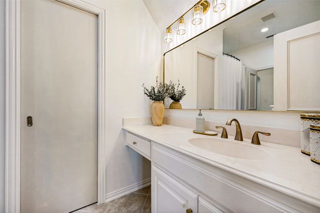 5902 Arrowhead Drive, Frisco, TX 75034