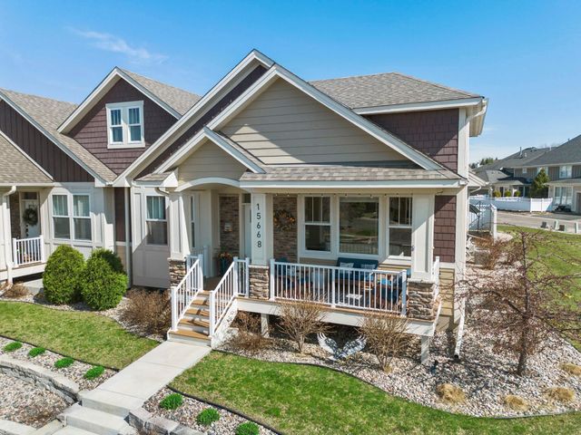 15668 Cobblestone Lake Parkway, Apple Valley, MN 55124