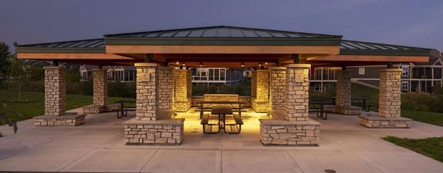 15668 Cobblestone Lake Parkway, Apple Valley, MN 55124