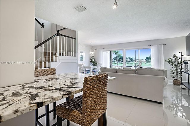 9169 SE Riverfront Ter M, Jupiter, FL 33469