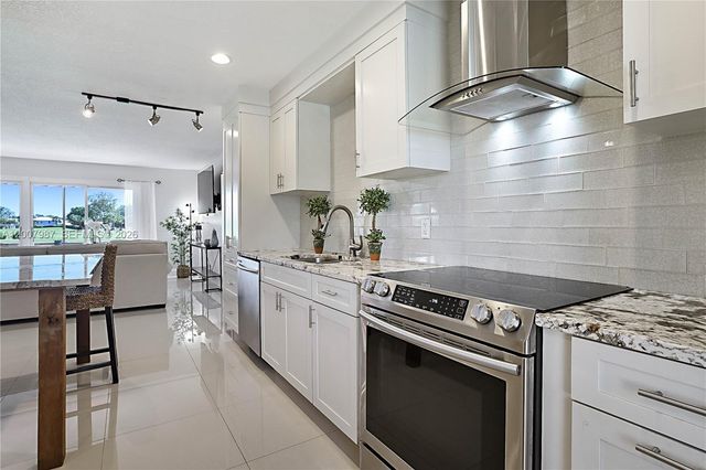 9169 SE Riverfront Ter M, Jupiter, FL 33469