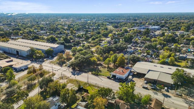 7137 Navigation Boulevard, Houston, TX 77011