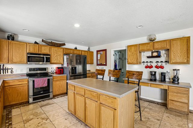 13727 S BLAYDE DR, Herriman, UT 84096