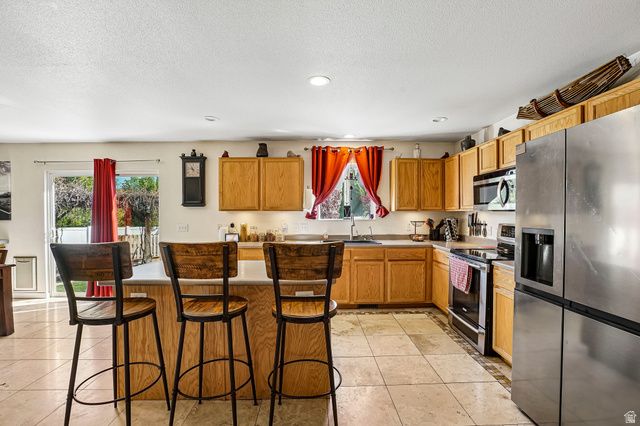 13727 S BLAYDE DR, Herriman, UT 84096