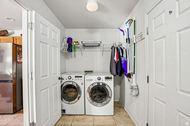 13727 S BLAYDE DR, Herriman, UT 84096