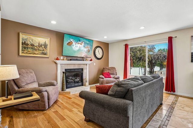 13727 S BLAYDE DR, Herriman, UT 84096