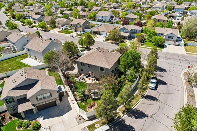 13727 S BLAYDE DR, Herriman, UT 84096