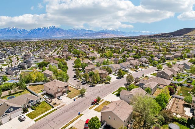 13727 S BLAYDE DR, Herriman, UT 84096