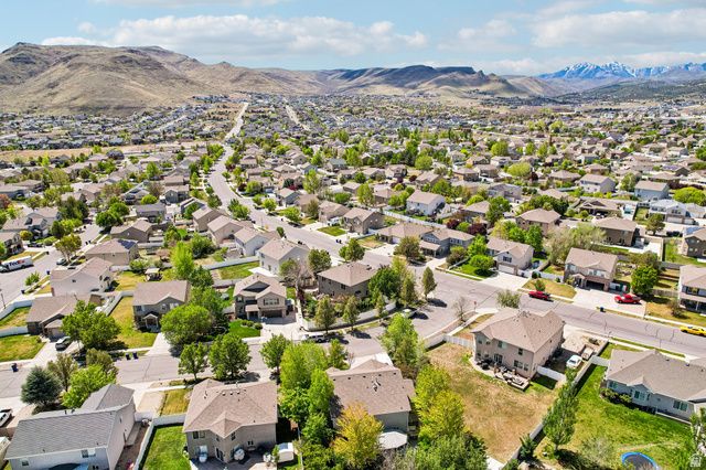 13727 S BLAYDE DR, Herriman, UT 84096