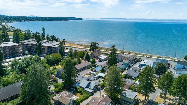4817 Cedar Lane, Blaine, WA 98230