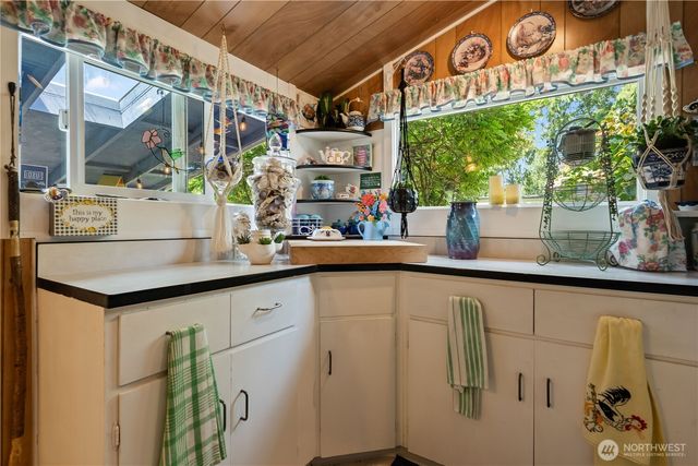 4817 Cedar Lane, Blaine, WA 98230