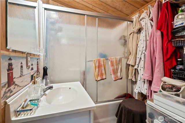 4817 Cedar Lane, Blaine, WA 98230
