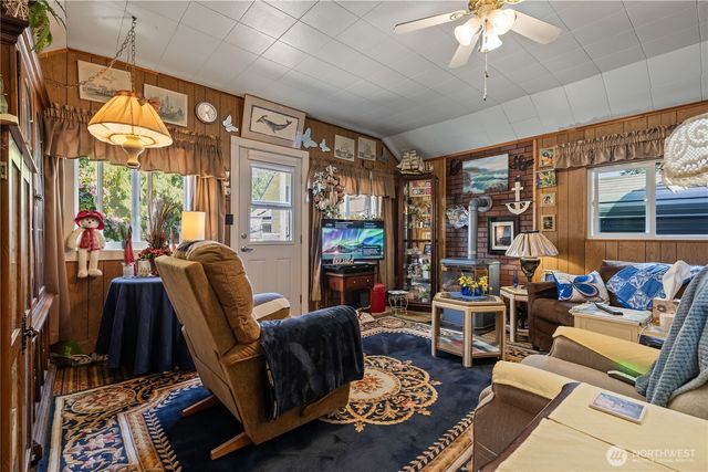 4817 Cedar Lane, Blaine, WA 98230
