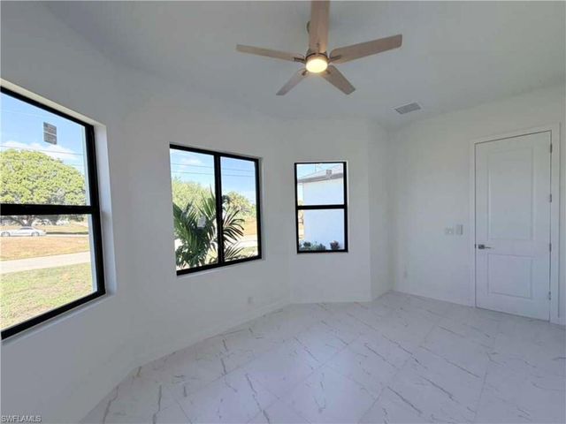 2130 NE 26th ST, Cape Coral, FL 33909