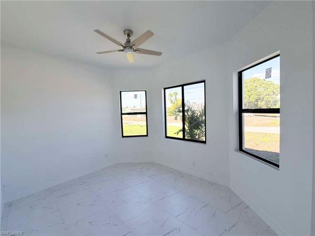 2130 NE 26th ST, Cape Coral, FL 33909